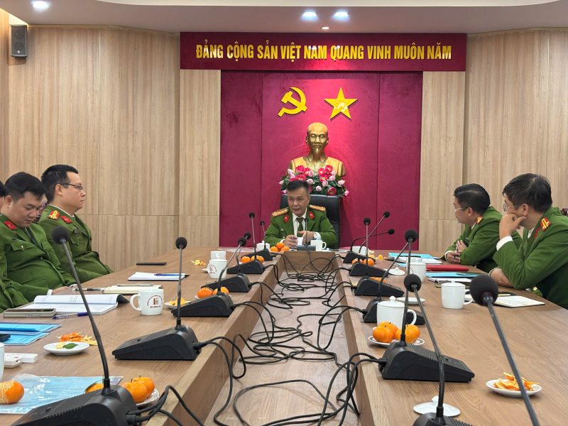 Giáo viên Khoa Phòng cháy báo cáo kết quả luân chuyển thực tế tại địa phương