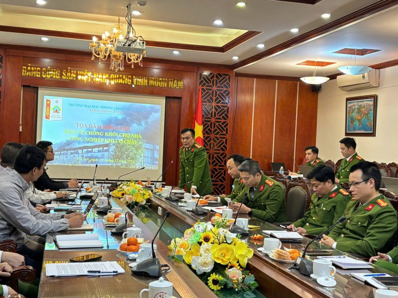 Tọa đàm khoa học “Bảo vệ chống khói cho nhà công nghiệp khi có cháy”