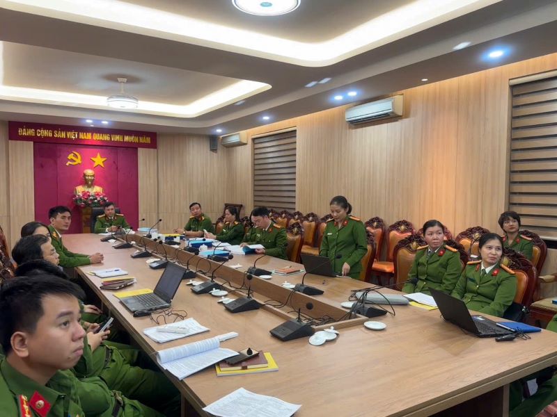 Giảng viên Khoa Tự động và phương tiện kỹ thuật phòng cháy, chữa cháy, cứu nạn, cứu hộ báo cáo kết quả công tác luân chuyển thực tế tại địa phương