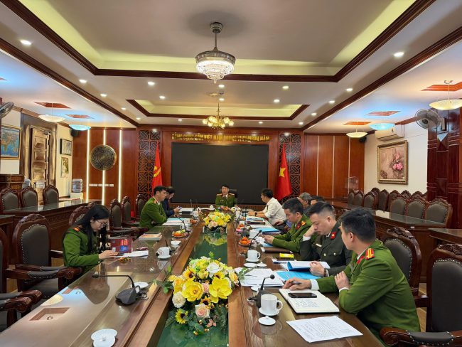 Nghiệm thu cấp cơ sở đề tài khoa học và công nghệ cấp bộ “Quan hệ phối hợp của lực lượng Cảnh sát Phòng cháy, chữa cháy trong khám nghiệm hiện trường, điều tra các vụ cháy”